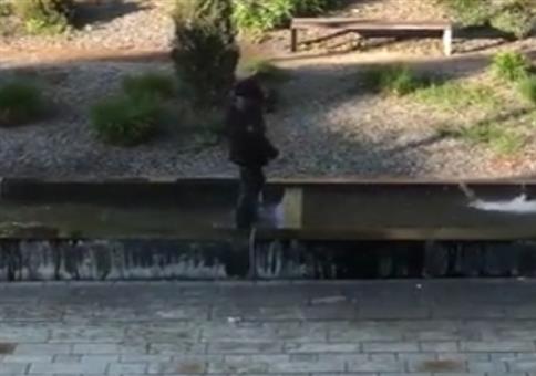 Frisch geduscht und die Klamotten gewaschen