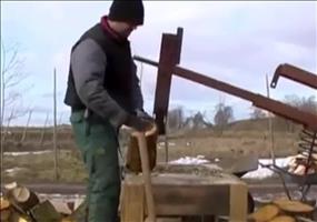 Holzhackmaschine