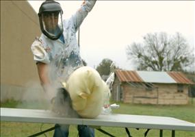 Airbag in Zeitlupe hochjagen