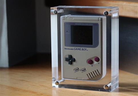 Acrylblock für den Gameboy