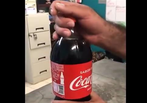 Eine tolle Colaflasche mit Geheimversteck