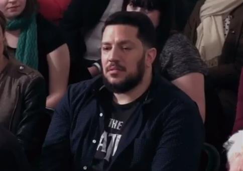 Prank: Mit klingelndem Handy in einer Lesung sitzen