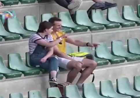 Auch eine kreative Art sie zu fragen