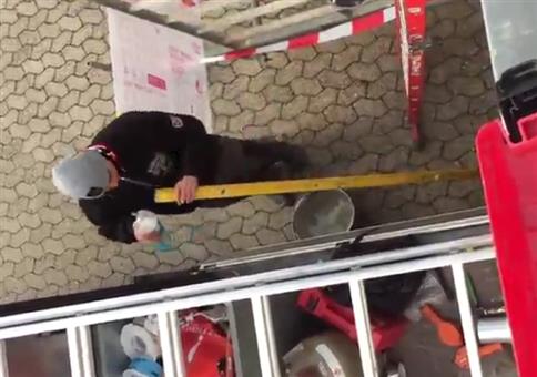 Ey, füll mal die Wasserwaage auf!