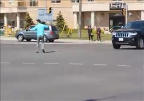 Er regelt den Verkehr