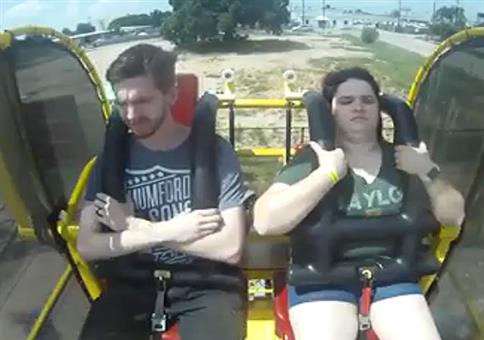 Im Slingshot ergiebig kotzen