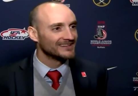 Ehrlicher Eishockey Trainer