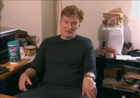  Jordan Schlansky kommt zu spät zur Arbeit