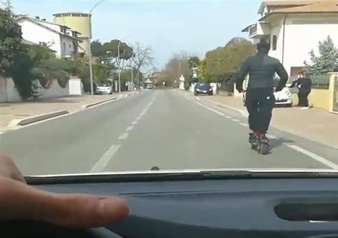 Plötzlich aufgetaucht und Kollision unvermeidlich