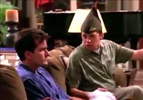 Two and a Half Men - Japanischer Trailer