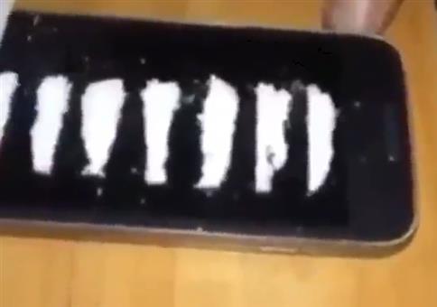 Ein paar Lines aufm Smartphone ziehen