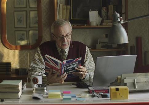 English for beginners - Alter Mann lernt Englisch