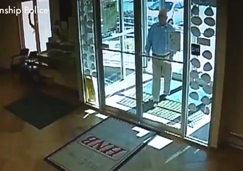 Opa vereitelt Banküberfall