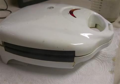 Das furzende Waffeleisen