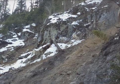 Etwaszu dicht am abstürzenden Hang