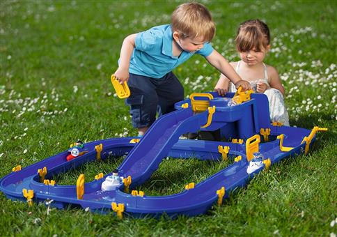 Wasserspielbahn 'Waterplay Niagara' für groß und klein