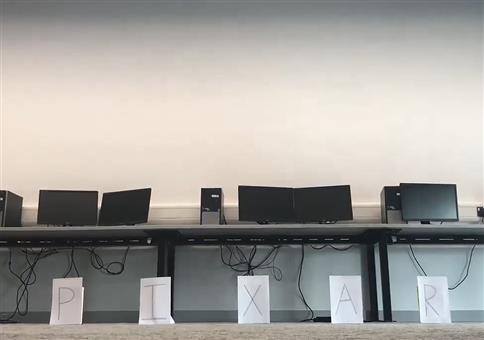 Pixar Intro mit Bürostuhl