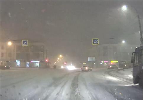 Auch eine Art einen Fußgängerüberweg zu überqueren