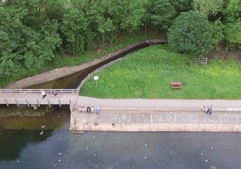Epische Rettung einer sinkenden Drohne