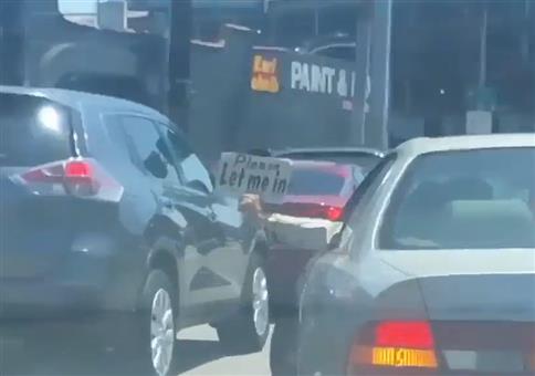 Bitte lasst mich rein