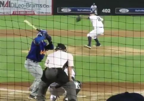 Wenn der Baseball-Kommentator den Ball fängt