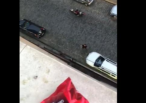 Wirf mal ne Tüte Kaffee runter!