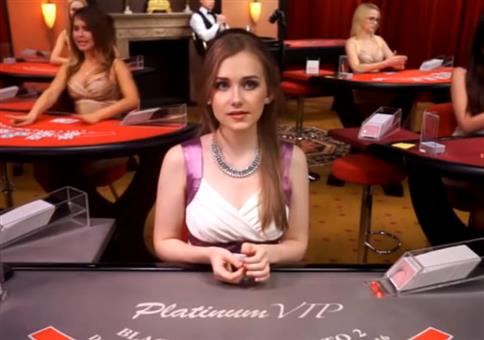 Peter Ness spielt Blackjack