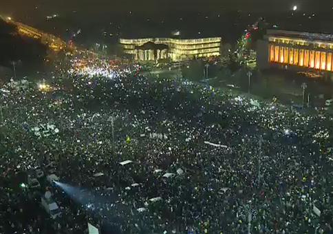 So sehen 300.000 leuchtende Handydisplays aus