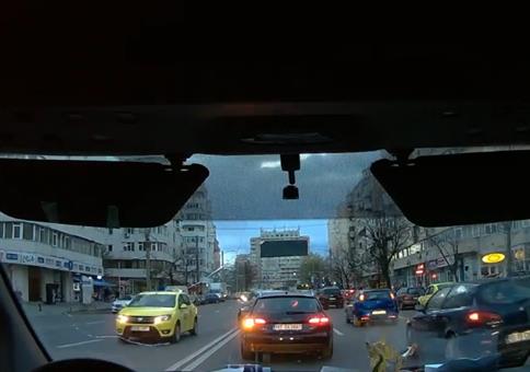 Crash - Noch ein Auto aus dem Nichts