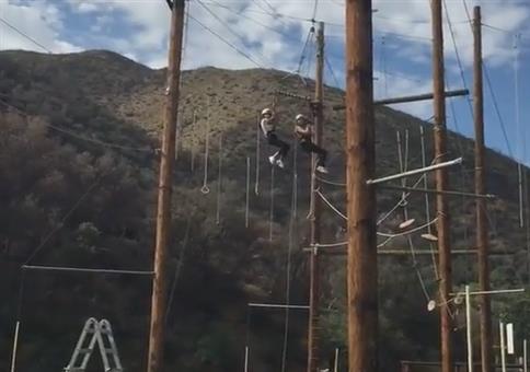 Schaukel im Hochseilgarten
