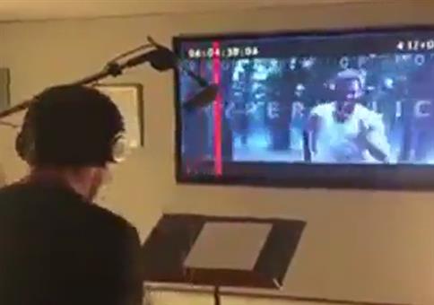 Wolverine im Tonstudio