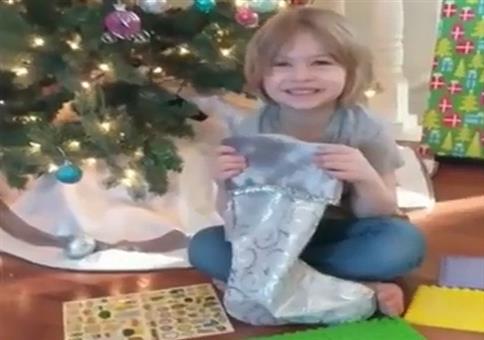 Neulich in den USA: Ein Überraschungsei zu Weihnachten