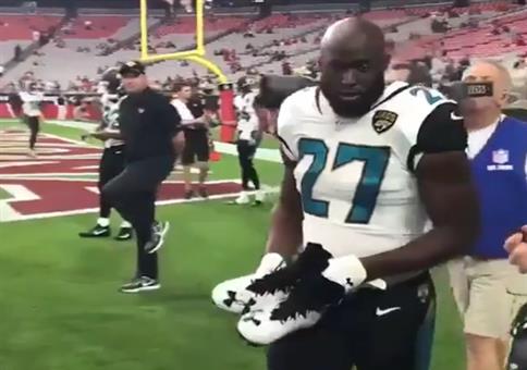 Tolle Geste für behinderten Fan