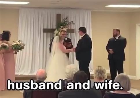 Wenn der Hochzeitsfilmer zu viel an den Knöpfen rumspielt