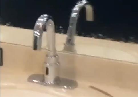 Wasserhahn mit Handsensor