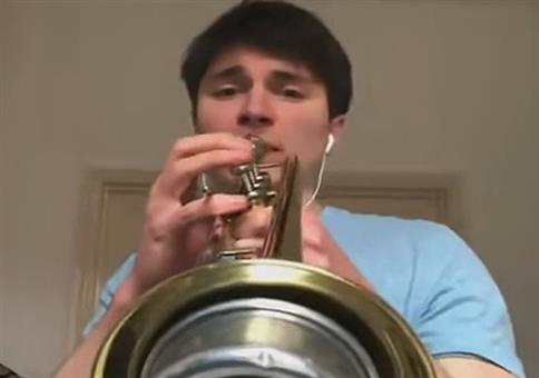 Pasendes Trompetensolo für The Real Slim Shady