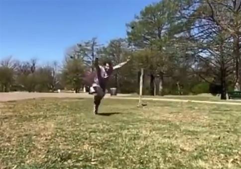 Nasse Haare per Backflip