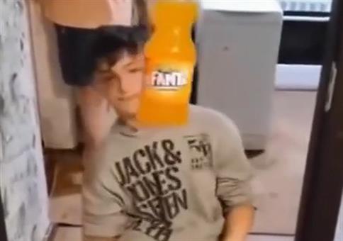 Ninja Skills an der schwingenden Flasche