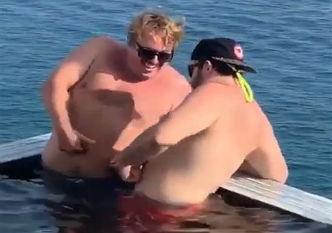 Männer haben einen sehr einfachen Humor