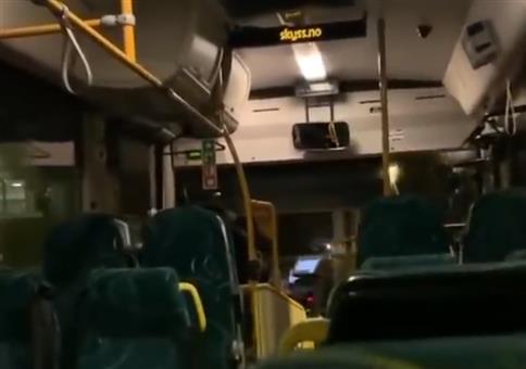Wenn der Busfahrer denkt, der Bus sei leer