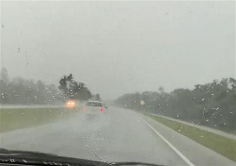 Autofahrt gefilmt, als plötzlich...