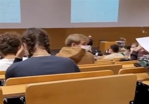 Wenn Laptops in der Vorlesung verboten sind