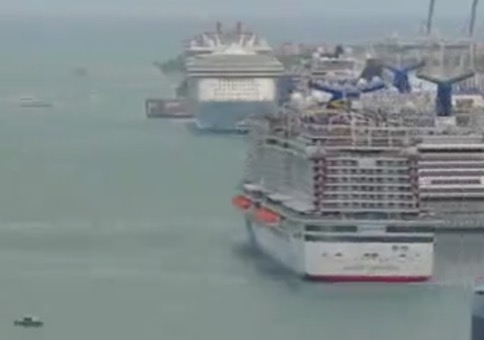 Wenn die schwimmenden Hotels am Hafen auslaufen