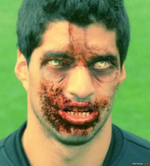 Luis_Suarez_Bite_Meme_29