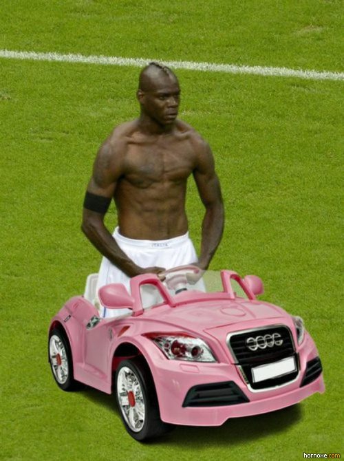 hornoxe.com_mario_balotelli_memes_013