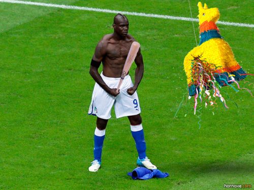 hornoxe.com_mario_balotelli_memes_032