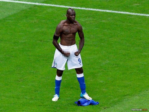hornoxe.com_mario_balotelli_memes_069