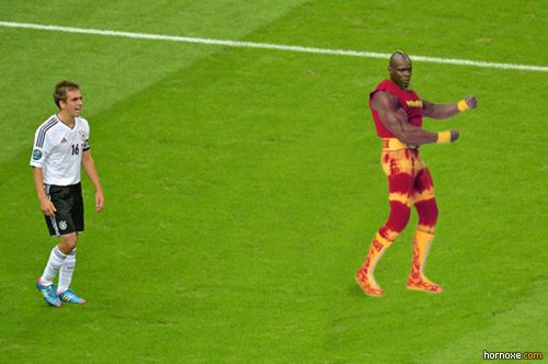 hornoxe.com_mario_balotelli_memes_082