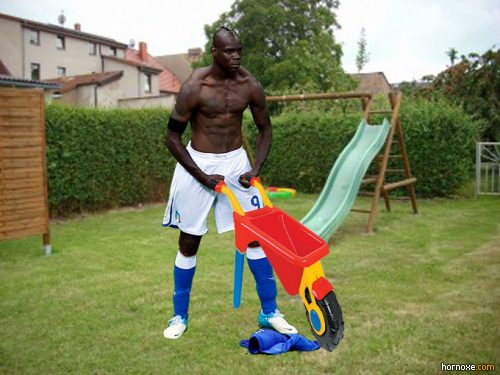 hornoxe.com_mario_balotelli_memes_090