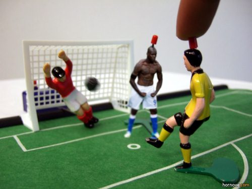 hornoxe.com_mario_balotelli_memes_101